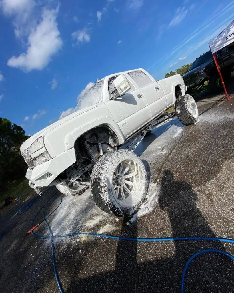 Chevy Lifted Truck getting detailed by nada problemn solutions